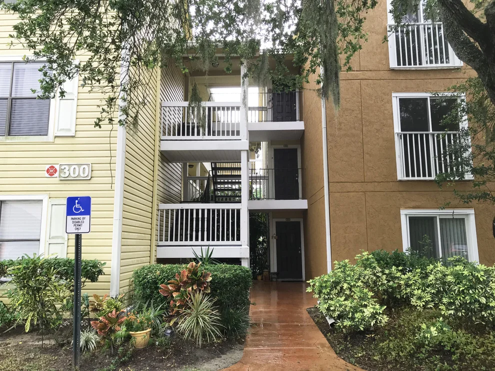 Unit for sale at 225 S Tropical, Merritt Island, FL 32952