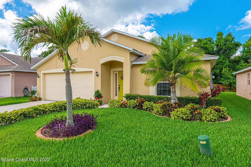 Unit for sale at 216 Mason Drive, Titusville, FL 32780