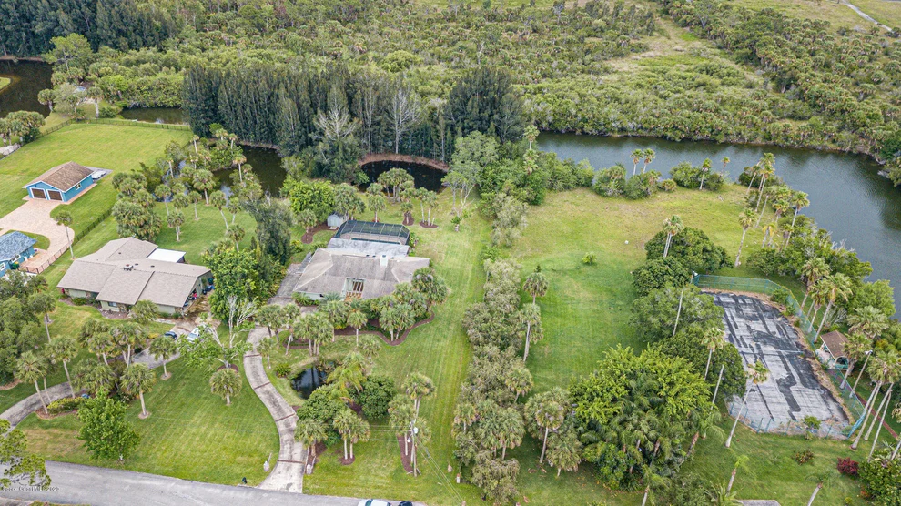 Unit for sale at 5487 Sand Lake Drive, Melbourne, FL 32934