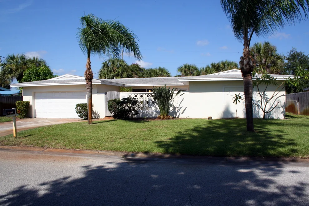 Unit for sale at 100 Wimico Drive, Indian Harbour Beach, FL 32937