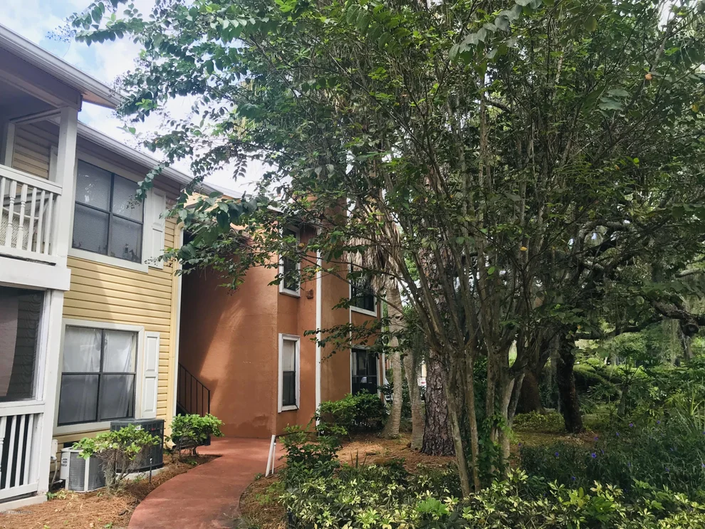 Unit for sale at 225 S Tropical, Merritt Island, FL 32952