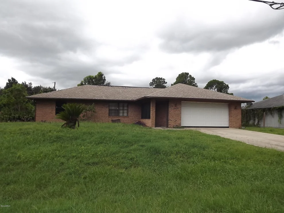 Unit for sale at 890 NW AMERICANA Boulevard, Palm Bay, FL 32907