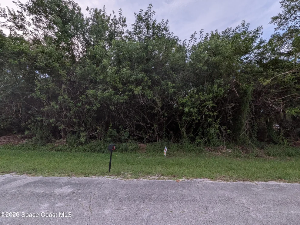 Unit for sale at 157 Abeto Terrace, Sebastian, FL 32958