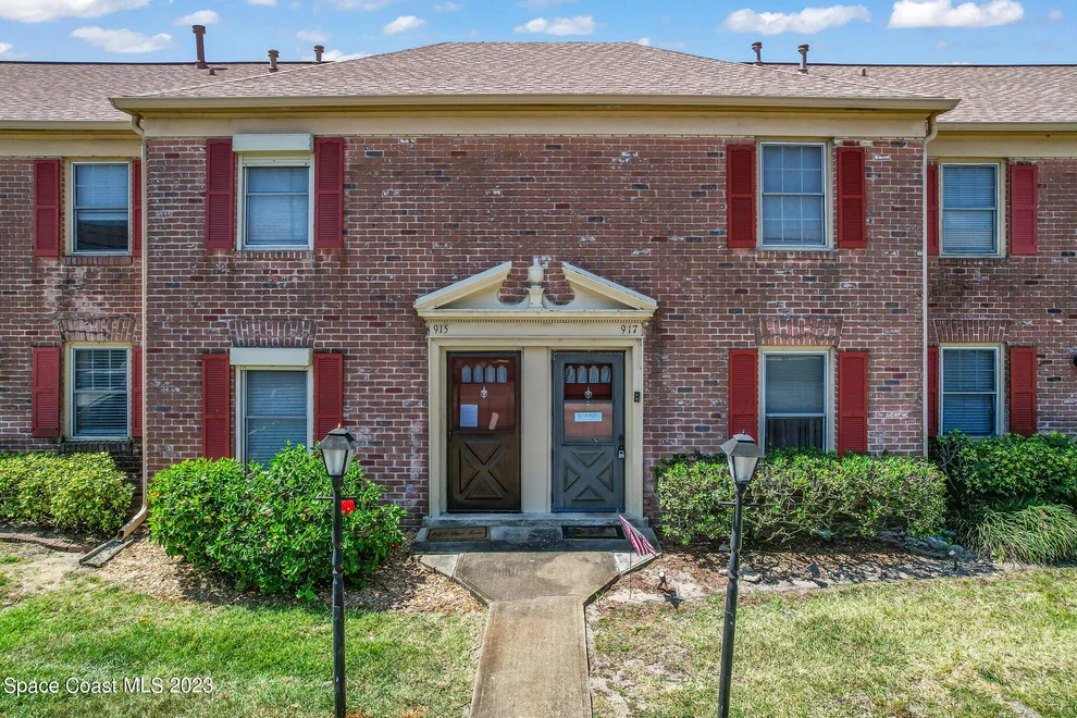 Unit for sale at 917 N Colonial Court, Indian Harbour Beach, FL 32937