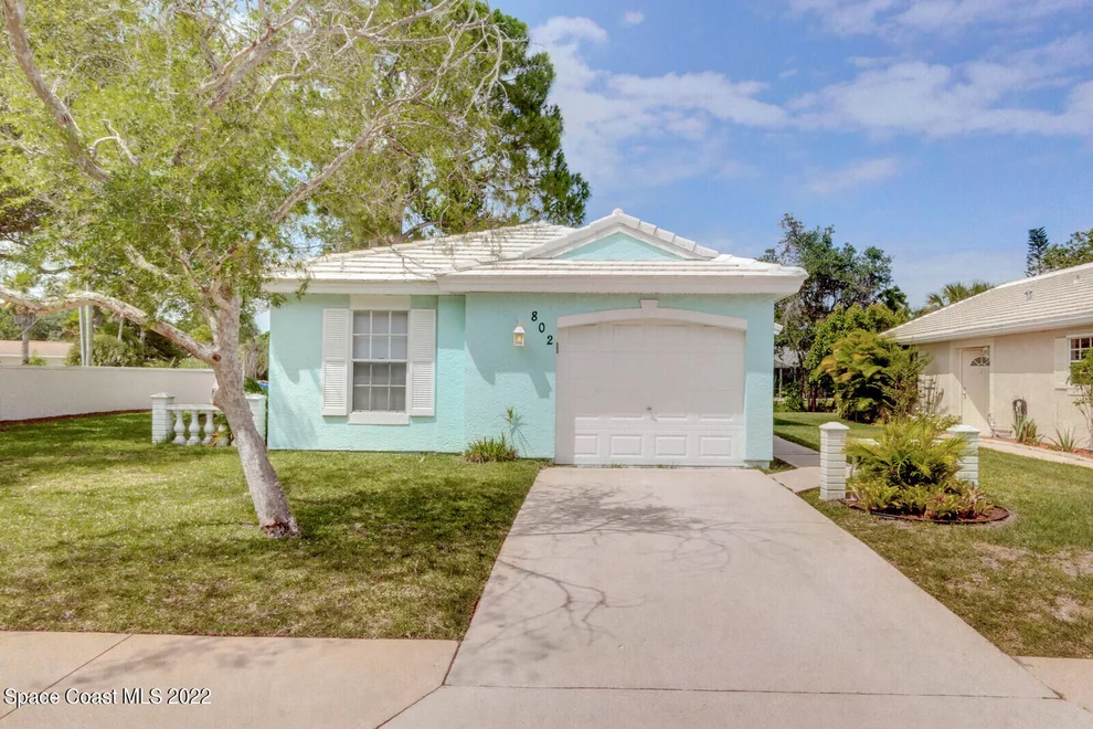 Unit for sale at 802 Wateroak Drive NE, Palm Bay, FL 32905