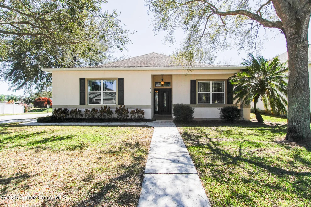 Unit for sale at 513 Hollow Glen Drive, Titusville, FL 32780