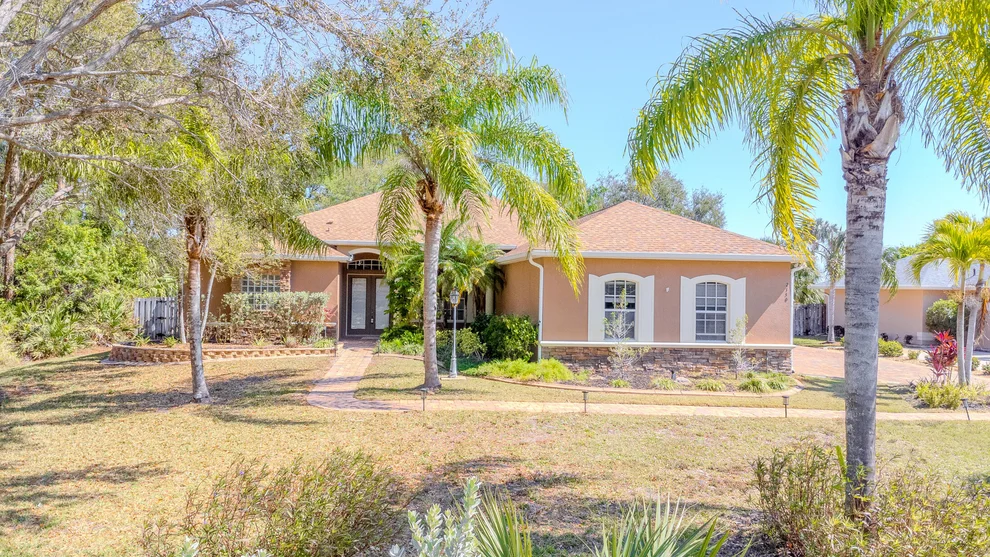 Unit for sale at 2150 S Courtenay Parkway, Merritt Island, FL 32952
