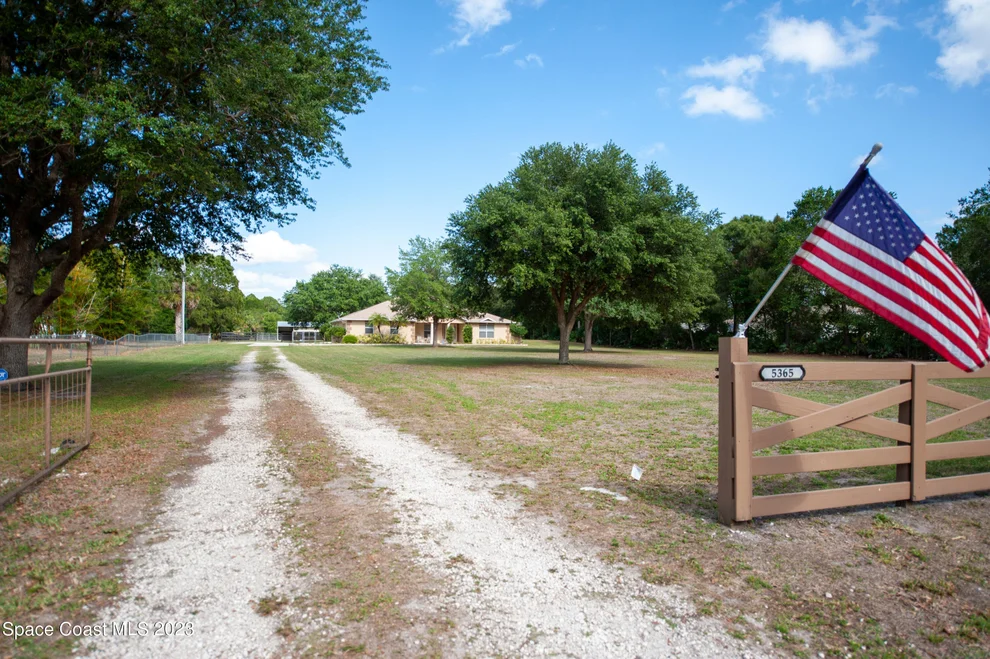 Unit for sale at 5365 Florida Palm Avenue, Cocoa, FL 32927