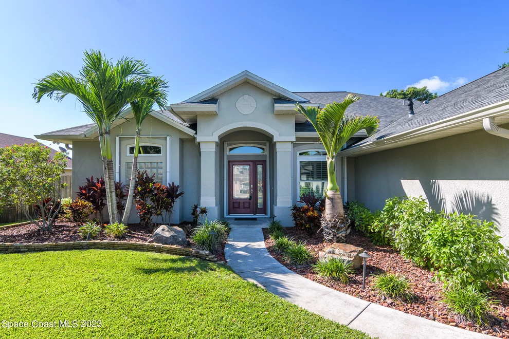 Unit for sale at 6147 Arlington Circle, Melbourne, FL 32940