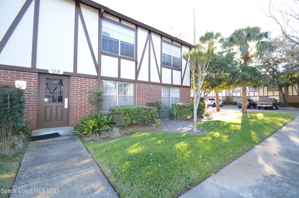 Unit for sale at 5441 Hansel Avenue, Edgewood, FL 32809