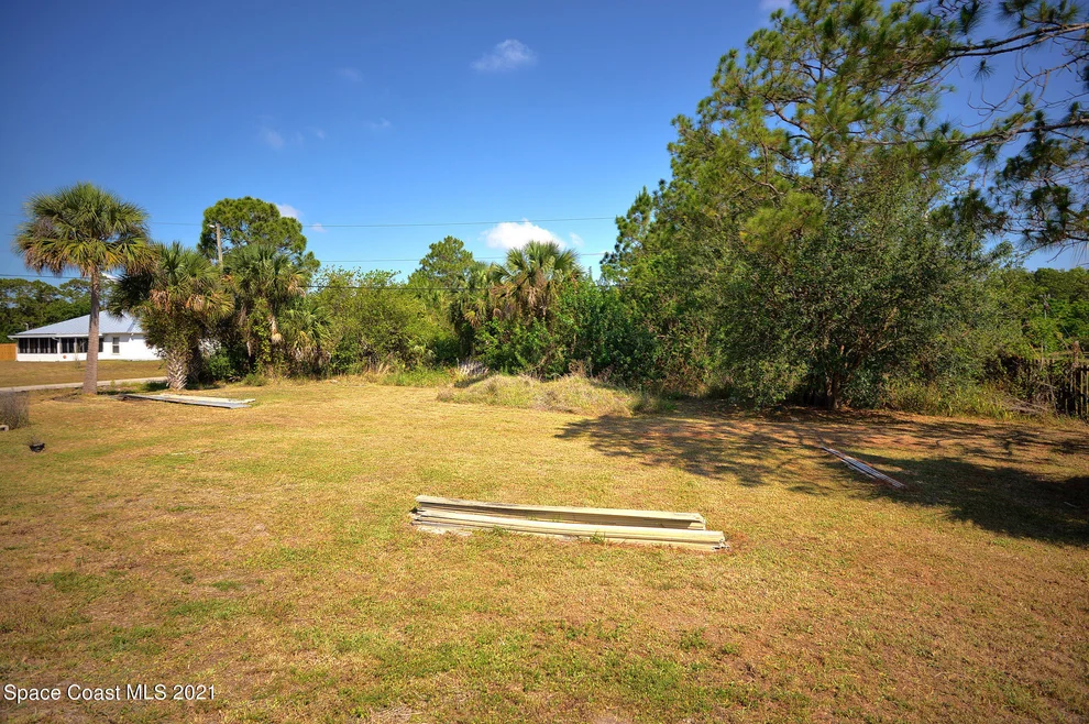 Unit for sale at 547 Town Road SW, Palm Bay, FL 32908