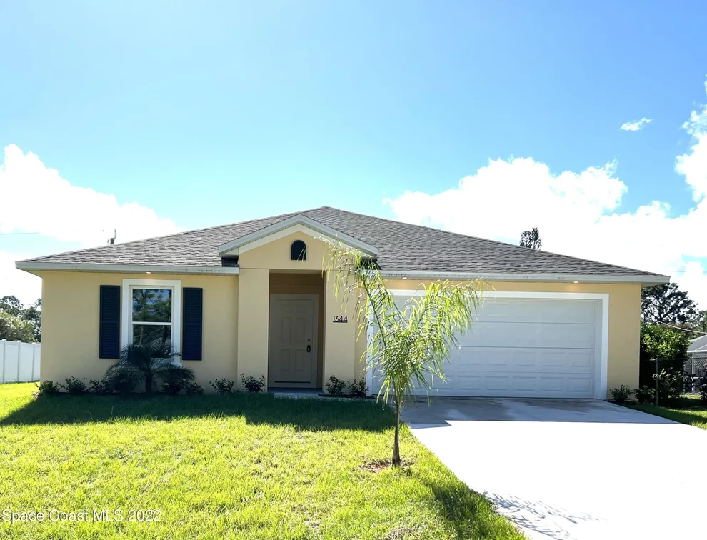 Unit for sale at 1344 Schneider Street SW, Palm Bay, FL 32908