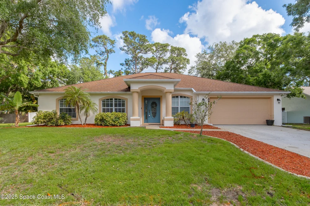 Unit for sale at 681 Narragansett Street NE, Palm Bay, FL 32907