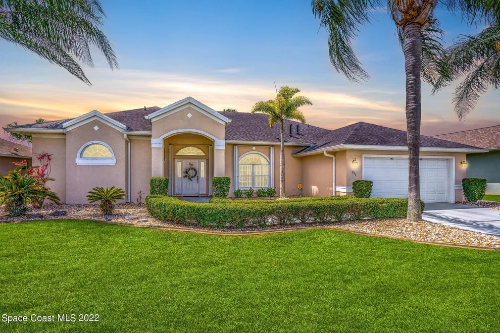 Unit for sale at 957 Fostoria Drive, Melbourne, FL 32940