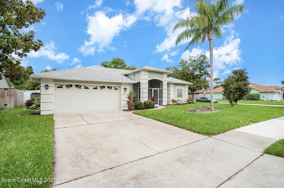 Unit for sale at 5082 Cocoplum Avenue, Melbourne, FL 32940
