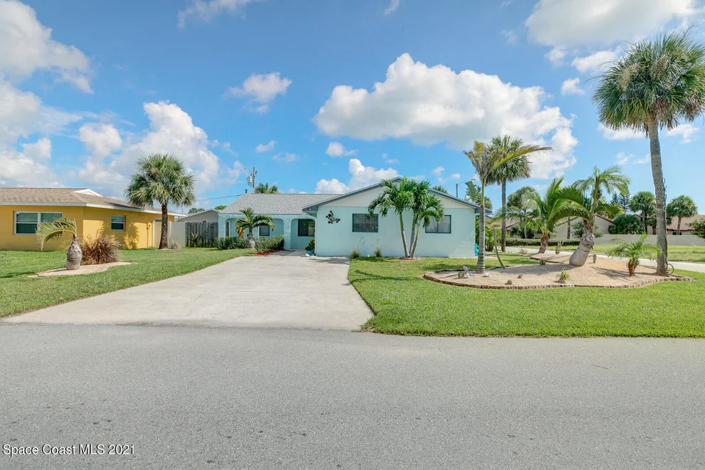 Unit for sale at 300 Bahama Drive, Indialantic, FL 32903