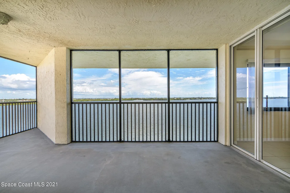 Unit for sale at 300 S Sykes Creek Parkway, Merritt Island, FL 32952