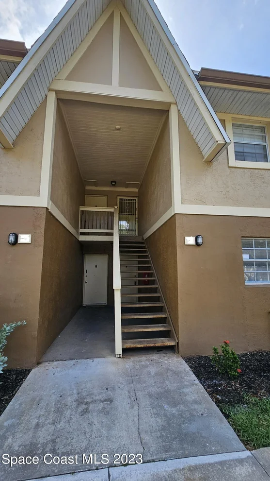Unit for sale at 233 Bristol Court, Melbourne, FL 32935