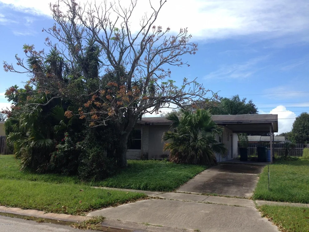 Unit for sale at 566 W Cadillac Circle, Melbourne, FL 32935