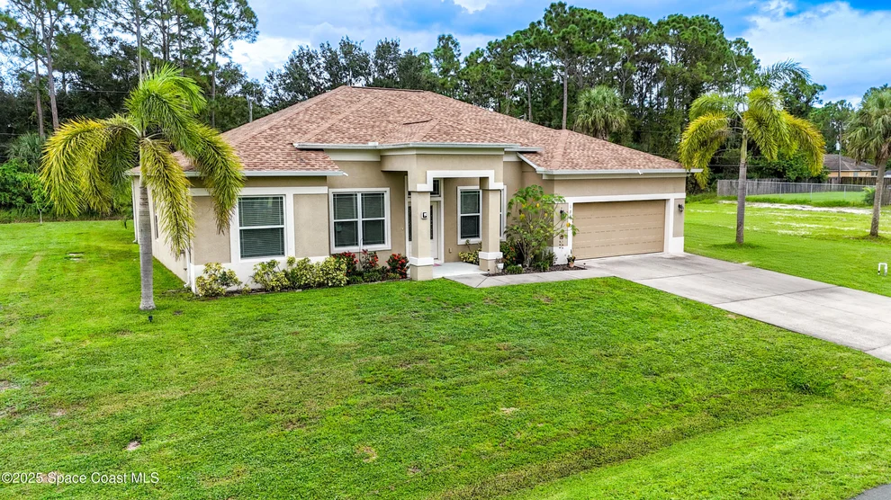 Unit for sale at 185 Dandridge Avenue NW, Palm Bay, FL 32907