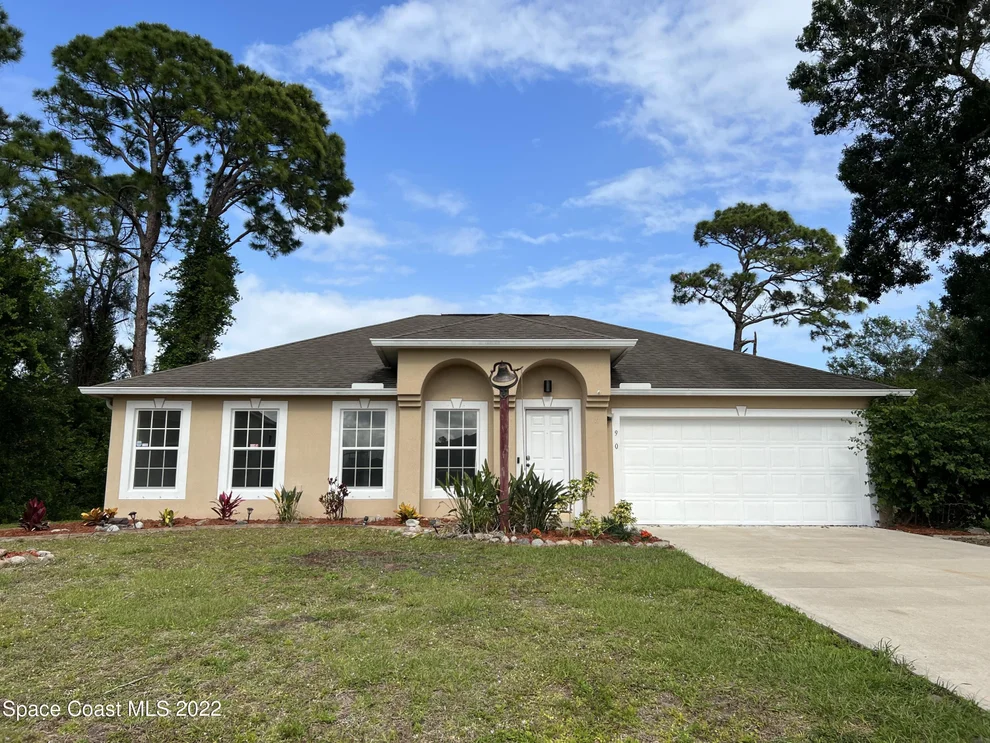 Unit for sale at 930 Sable Circle SE, Palm Bay, FL 32909