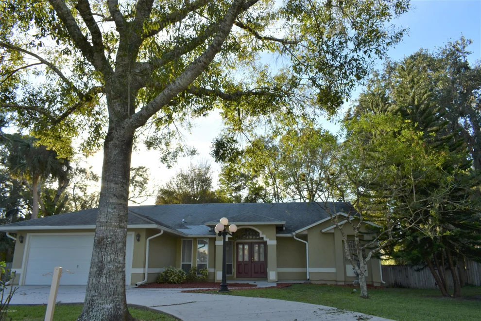 Unit for sale at 812 Roger Avenue NW, Palm Bay, FL 32907