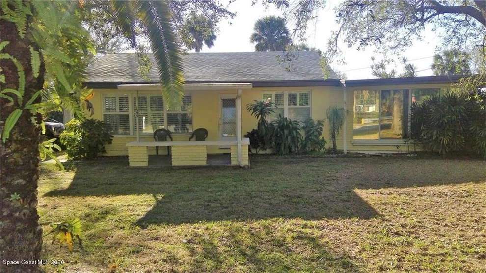 Unit for sale at 1595 32nd Avenue, Vero Beach, FL 32960