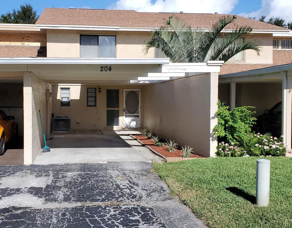 Unit for sale at 204 Augusta Way, Melbourne, FL 32940