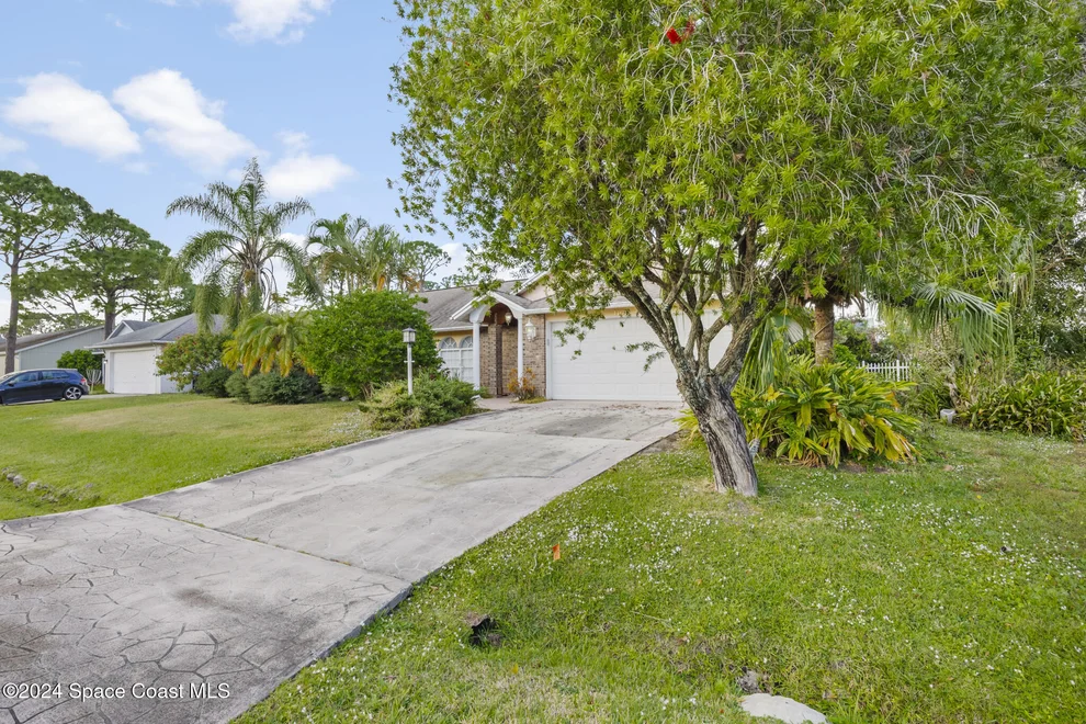 Unit for sale at 1701 Eatonia Street NW, Palm Bay, FL 32907