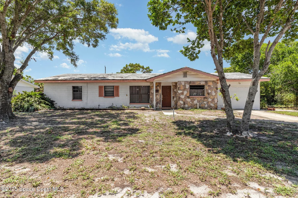 Unit for sale at 198 Magnolia Avenue, Melbourne, FL 32935