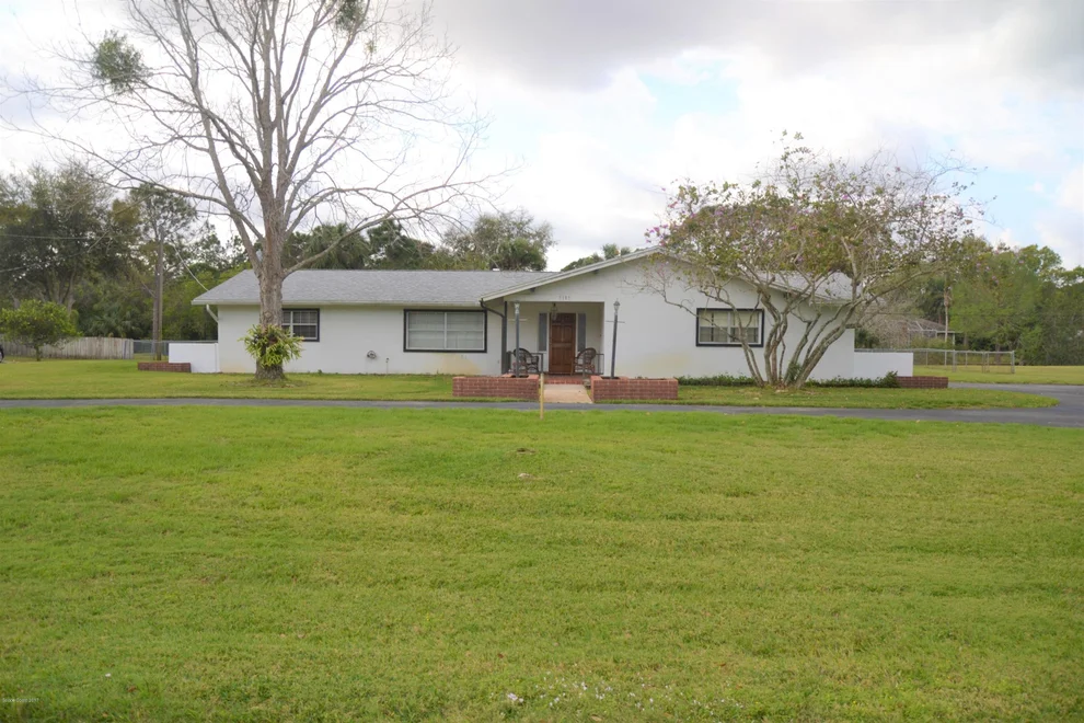 Unit for sale at 5185 Pina Vista Drive, Melbourne, FL 32934