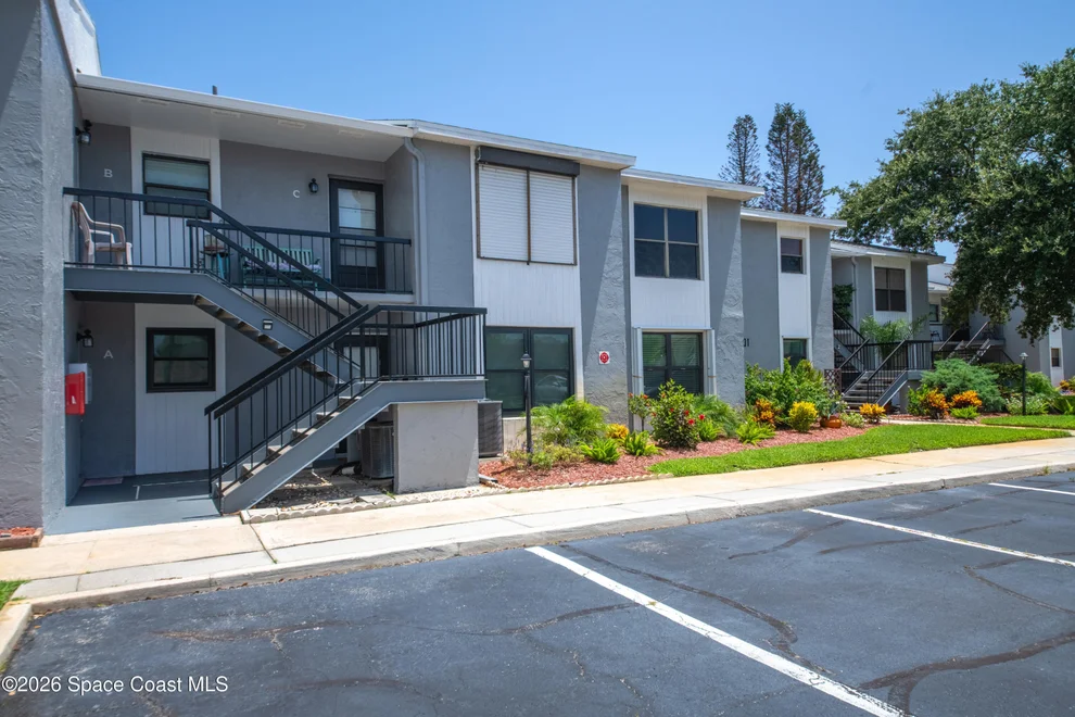 Unit for sale at 3001 Sand Trap Lane, Melbourne, FL 32935
