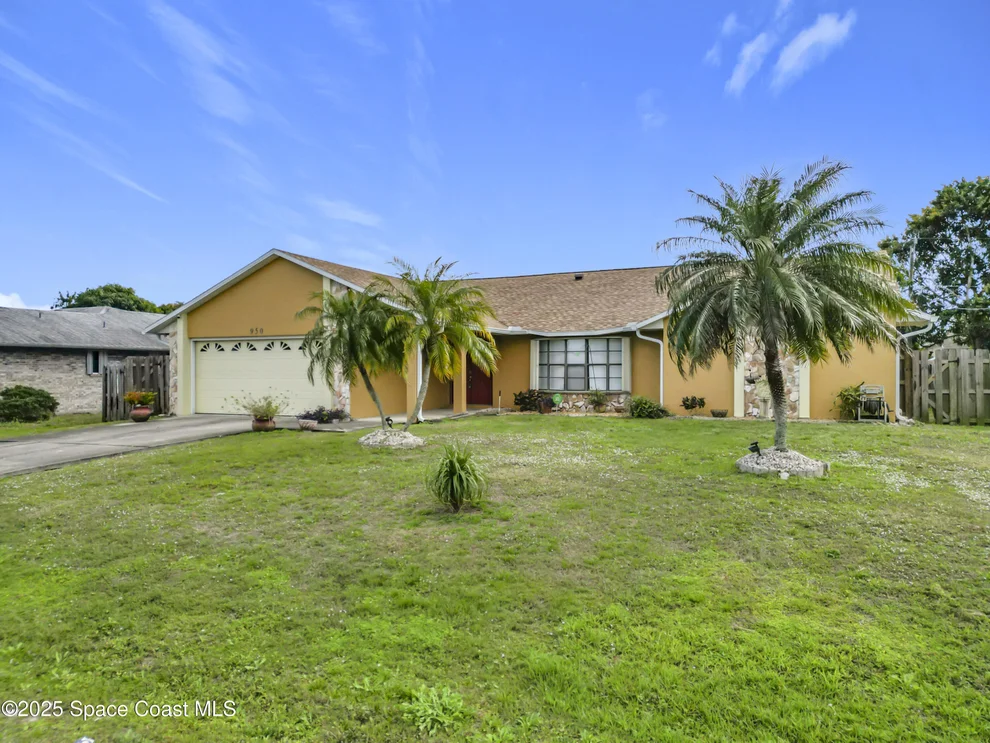 Unit for sale at 950 Grainger Street SE, Palm Bay, FL 32909