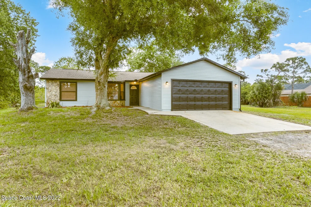 Unit for sale at 2545 Billie Lane, Malabar, FL 32950