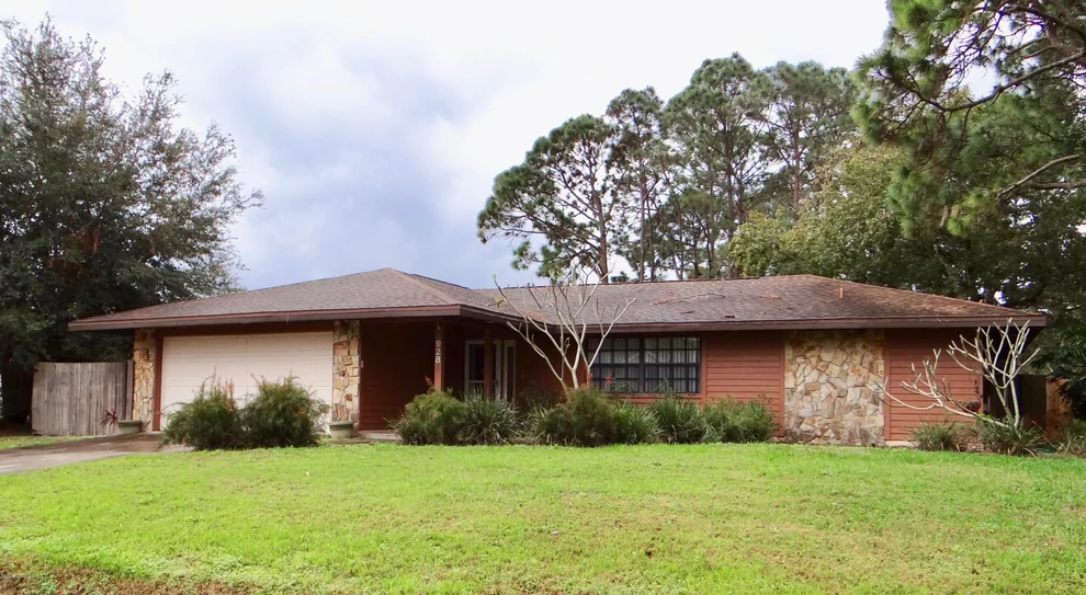 Unit for sale at 928 Spring Street NW, Palm Bay, FL 32907