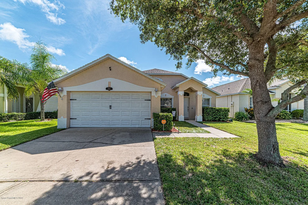 Unit for sale at 2523 Glasbern Circle, West Melbourne, FL 32904