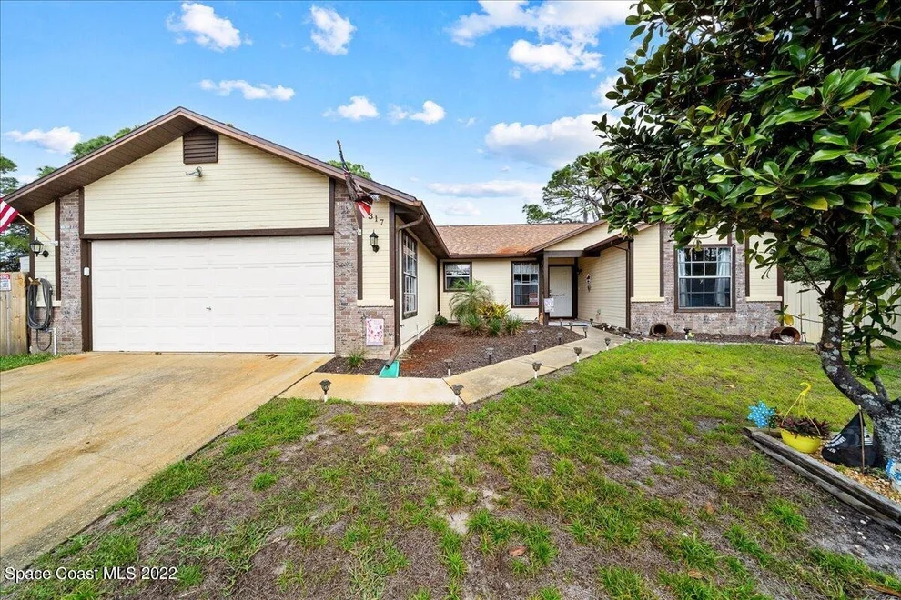 Unit for sale at 317 Trilby Road SW, Palm Bay, FL 32908
