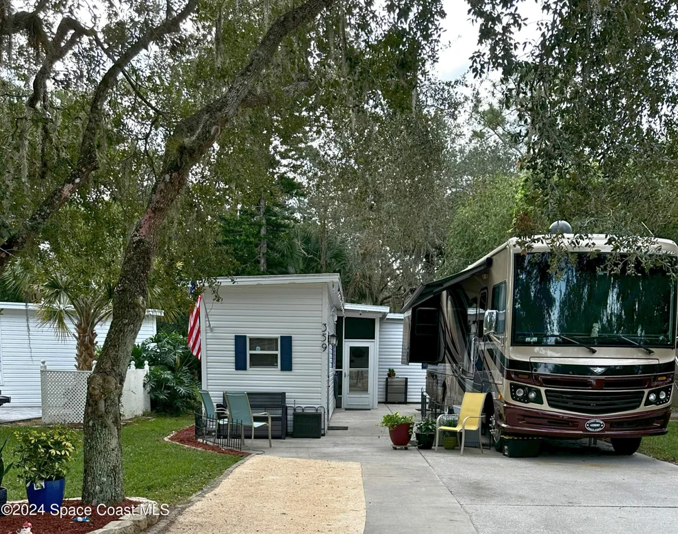 Unit for sale at 359 Oak Cove Road, Titusville, FL 32780