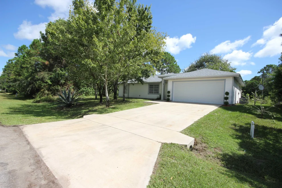 Unit for sale at 2753 SW Foxglove Avenue, Palm Bay, FL 32908