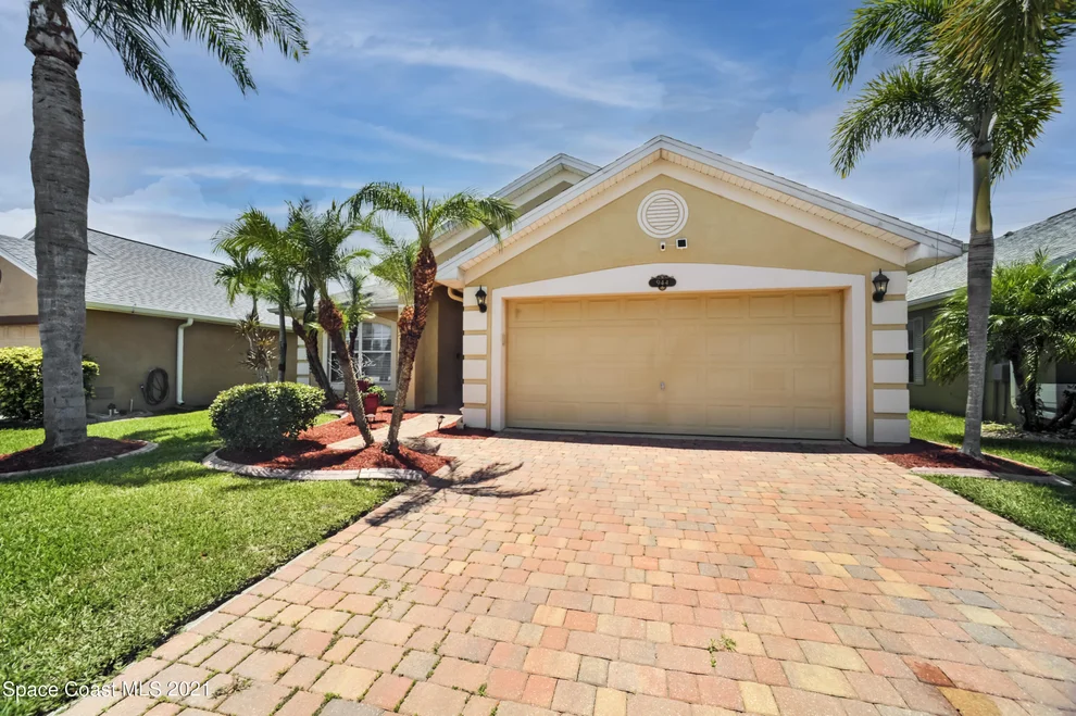 Unit for sale at 944 Stone Mountain Court, Melbourne, FL 32934
