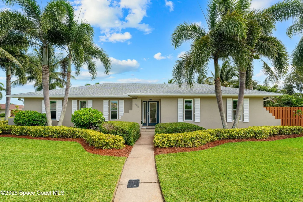 Unit for sale at 565 Solitaire Palm Drive, Indialantic, FL 32903
